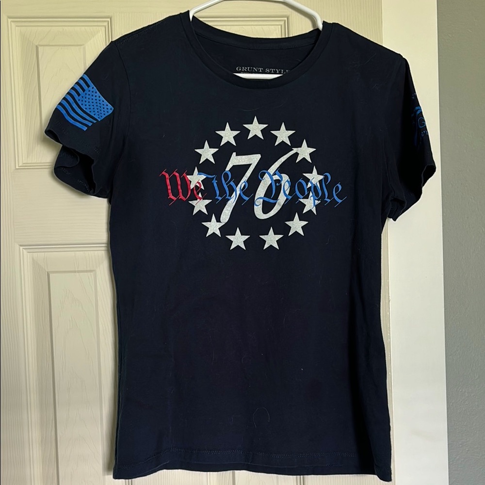Women’s Grunt Style Navy Blue “We The People” Patriotic 1776 T-Shirt ~ Size XL